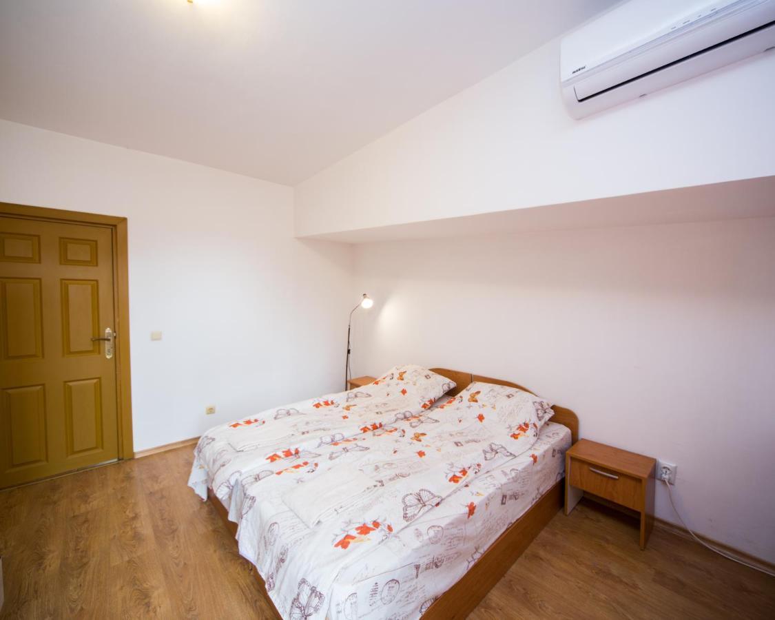 Aleks Top Center Burgas City Exterior foto
